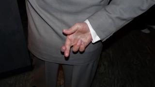 Government Confidence Crisis