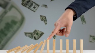 Is U.S. Outlook Deteriorating Before Our Eyes?