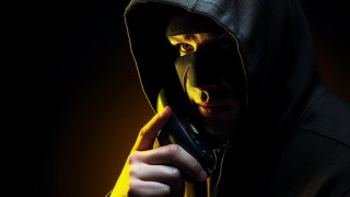 Scammers Using Gold to Fleece Americans for Everything